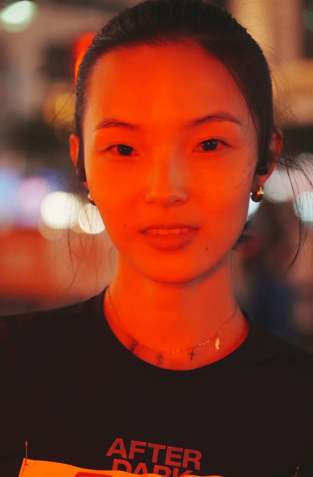 观察｜各代女性跑者在耐克夜跑的路上